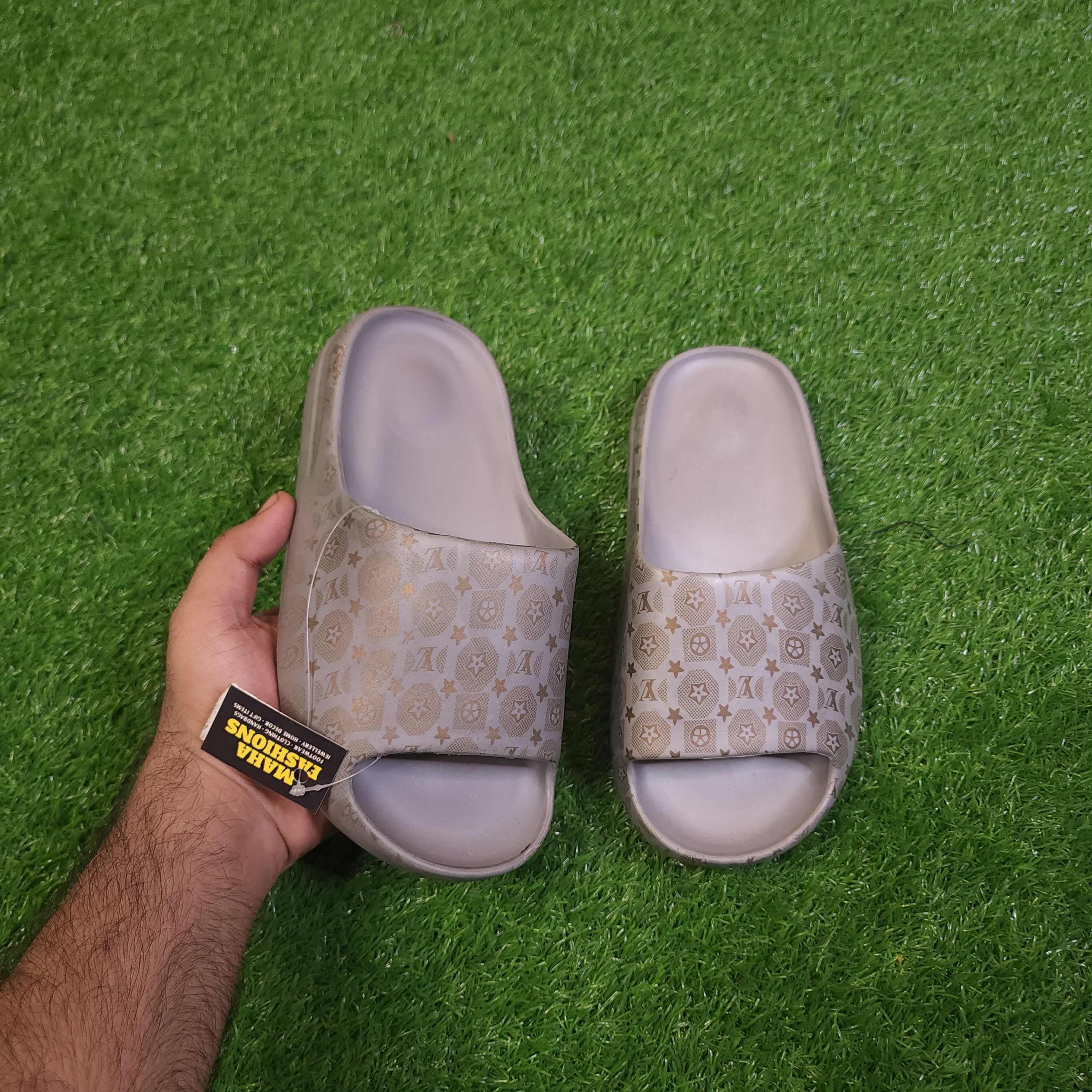 Grey Printed Comfy Slippers - Maha fashions -  Women Footwear