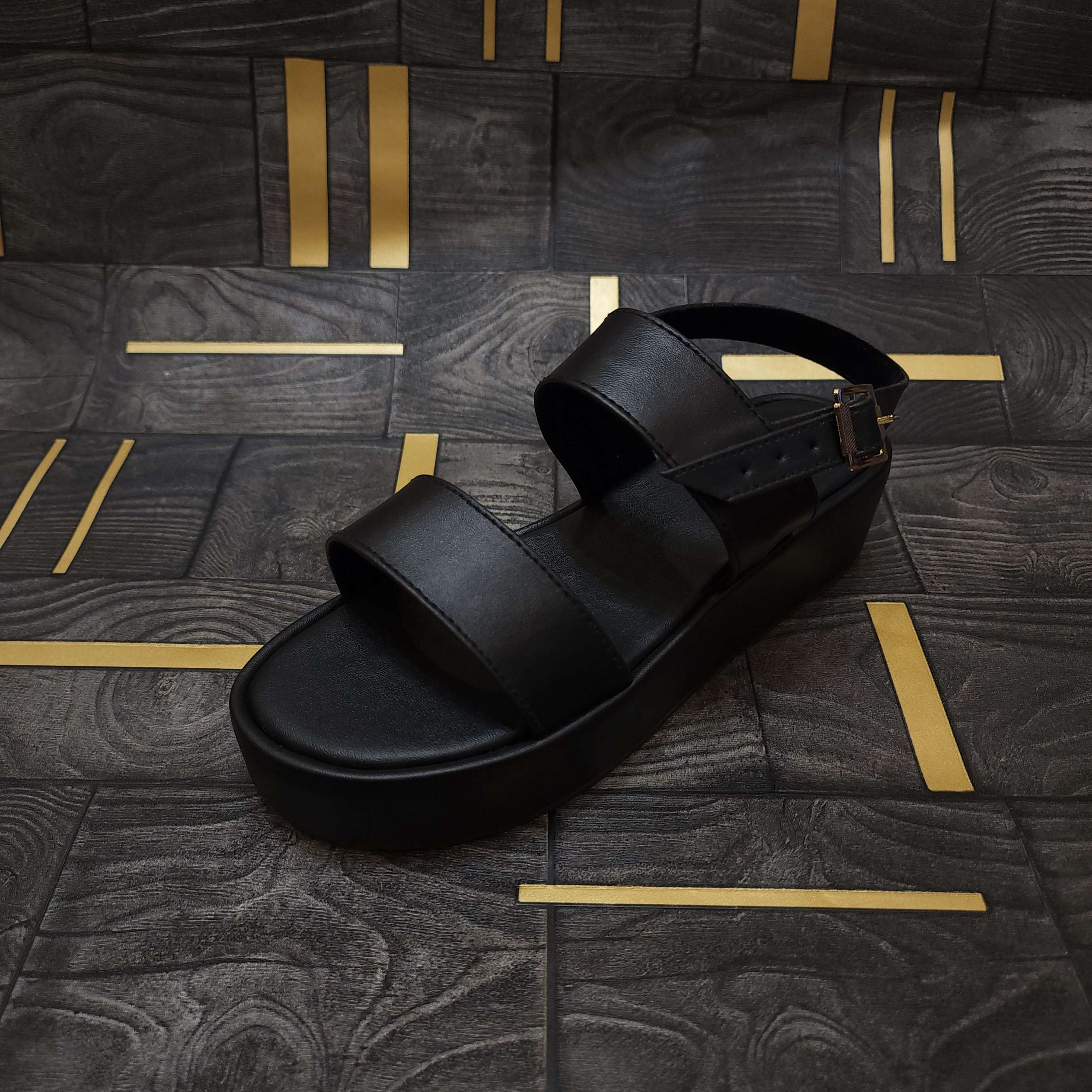 Black Chunks Sandals - Maha fashions -  Women Footwear